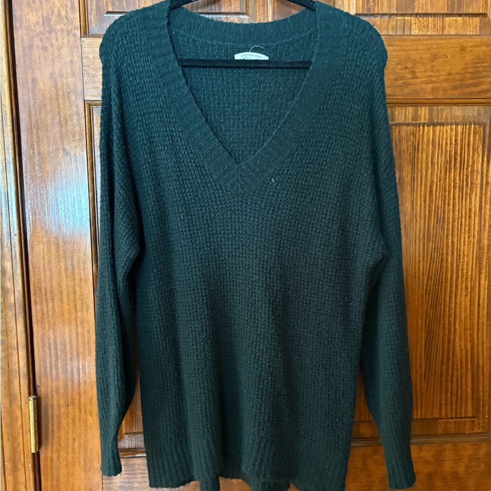 American Eagle Dark Knit Sweater